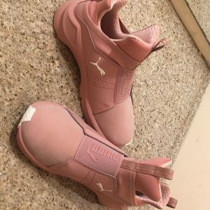 Kylie Jenner collection pumas , never worn !